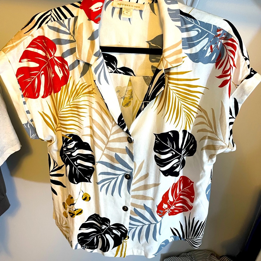 Monteau Floral Linen Top